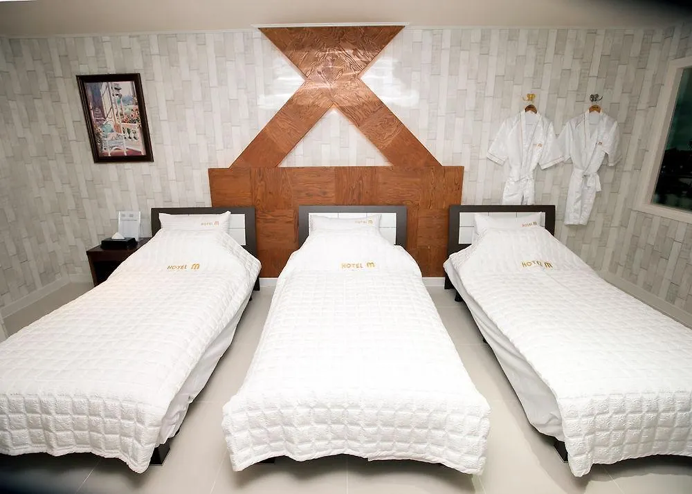 Hotel M 釜山広域市 2*,