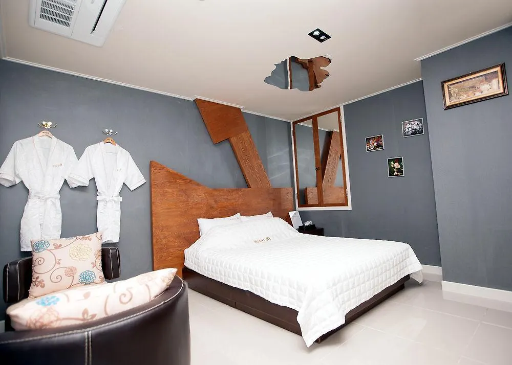 Hotel M Busan Motel